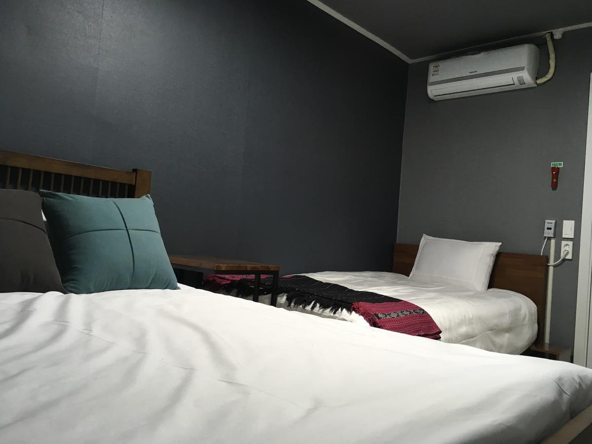Art And Stay Suncheon Eksteriør bilde